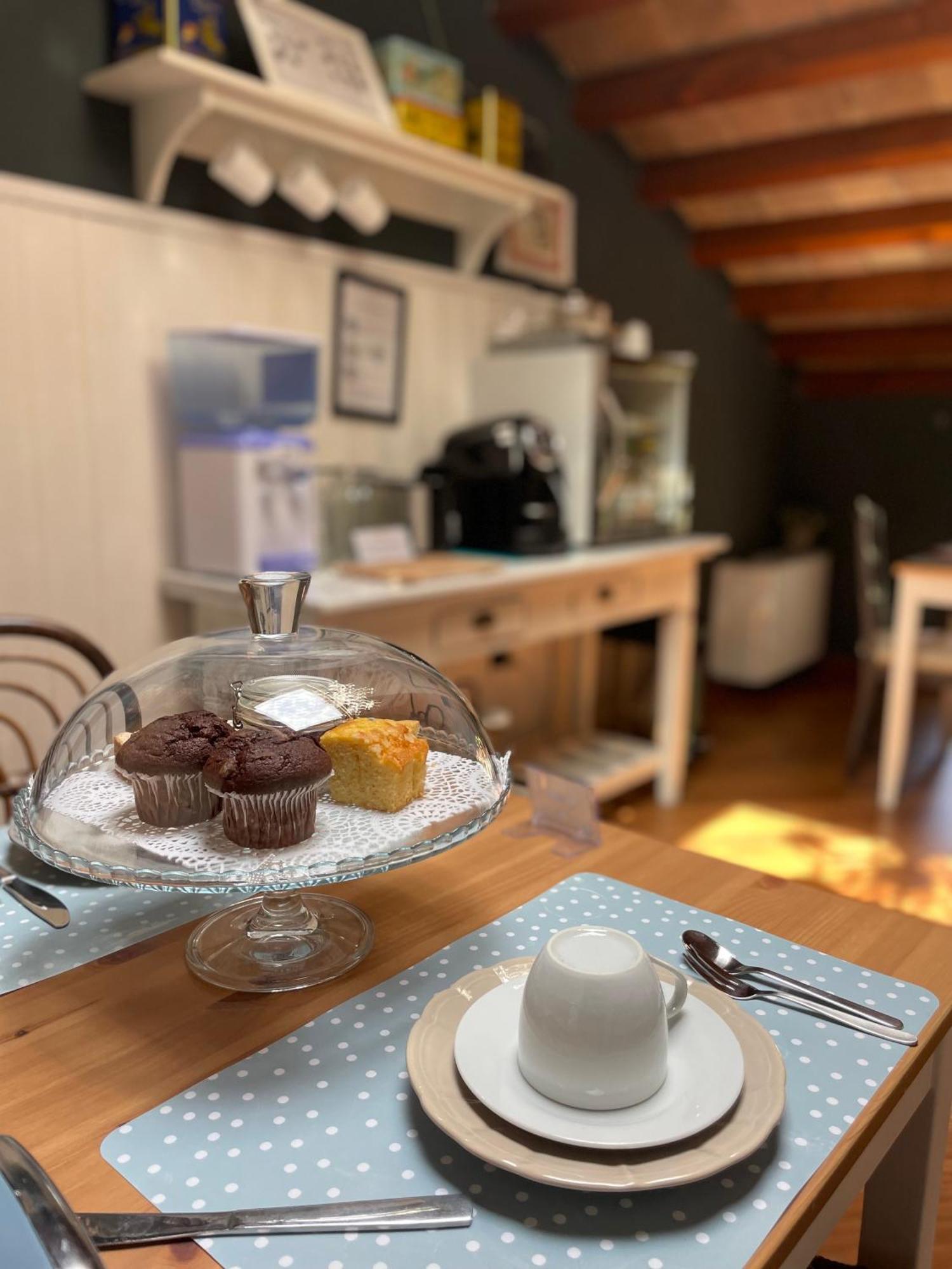 Le Camere Di Bsuites Affittacamere Parma Bagian luar foto